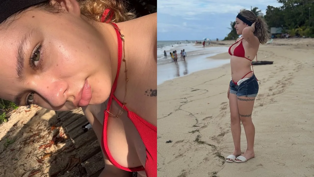 La Sarca Biker con bikini rojo.