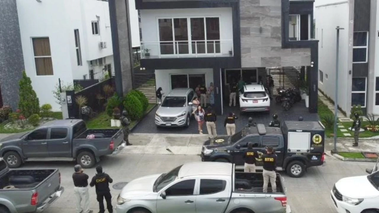 Abusos, control y grabaciones: así cae presunto abusador tras vigilancia en SPS Imagen de Abusos, control y grabaciones: así cae presunto abusador tras vigilancia en SPS