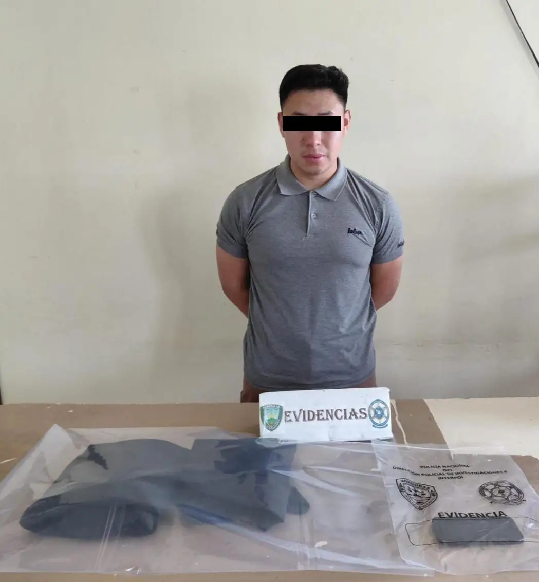 Foto de la captura del sacerdote acusado de abuso en Lempira