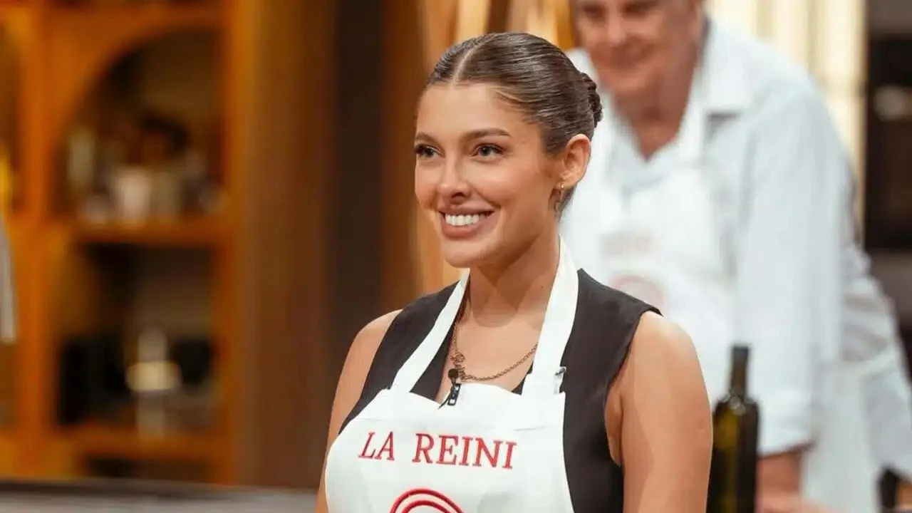 Sofía Gonet, La Reini, con delantal de MasterChef Celebrity
