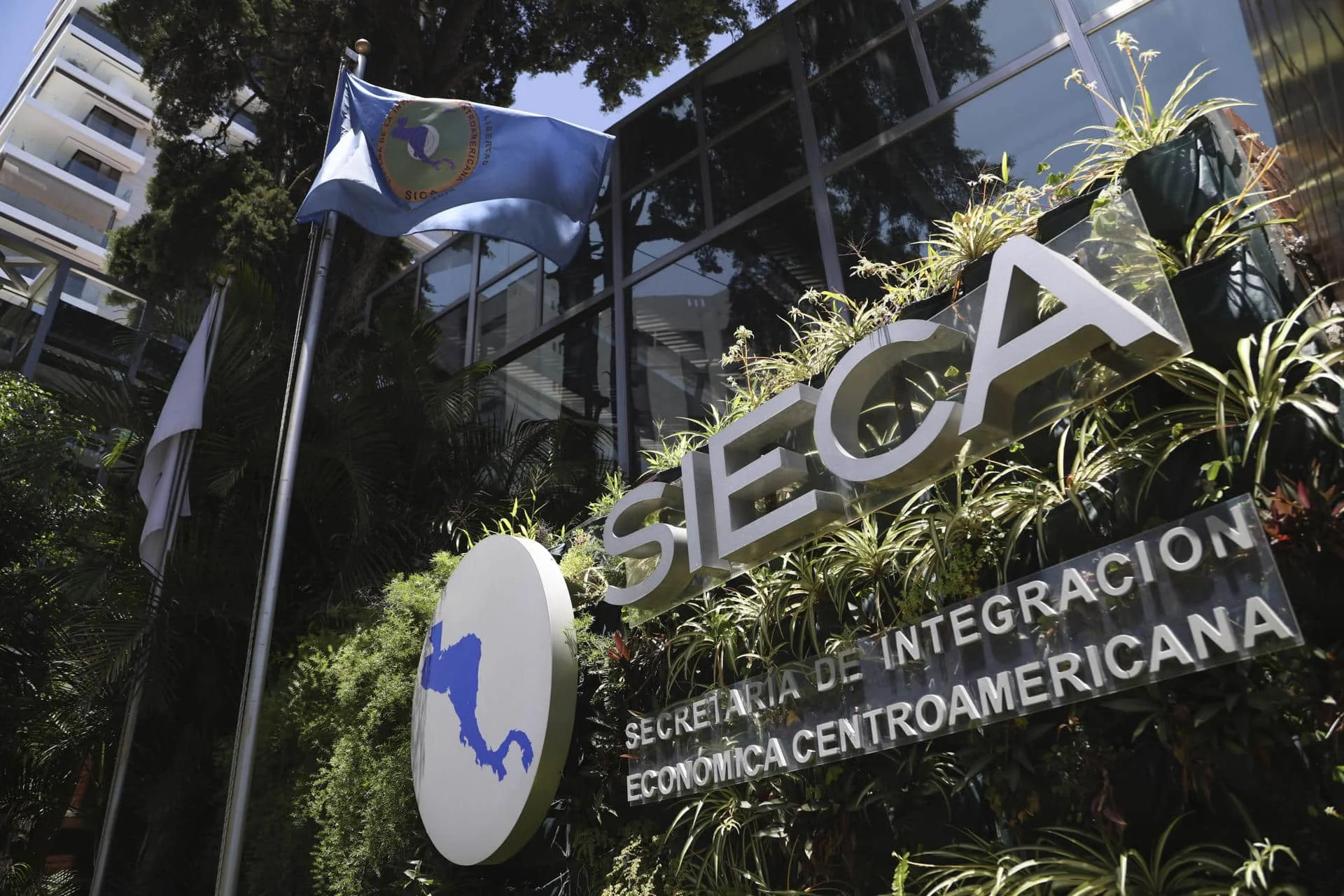 Fachada de la sede de la Secretaría de Integración Económica Centroamericana (SIECA), en Ciudad de Guatemala. Alden Rivera