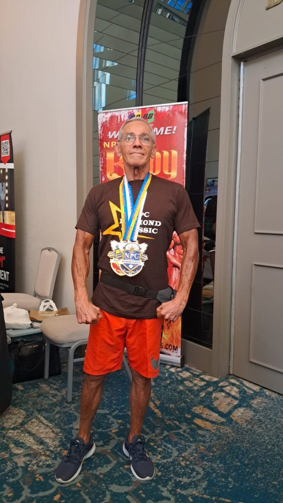 El doctor Manuel Guillén durante su participación en el Diamond Classic 2026.