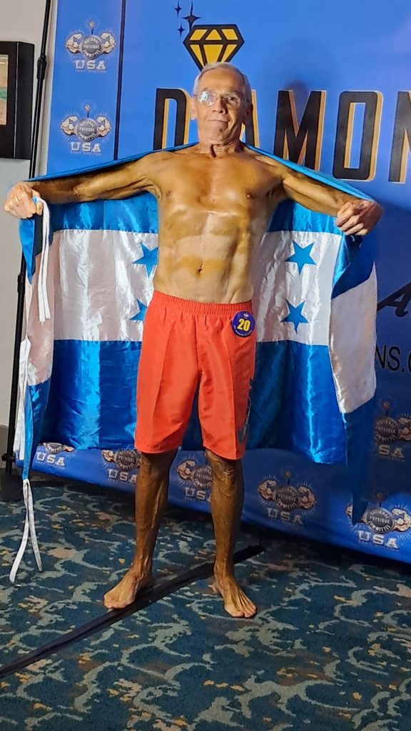 El doctor Manuel Guillén durante su participación en el Diamond Classic 2026.