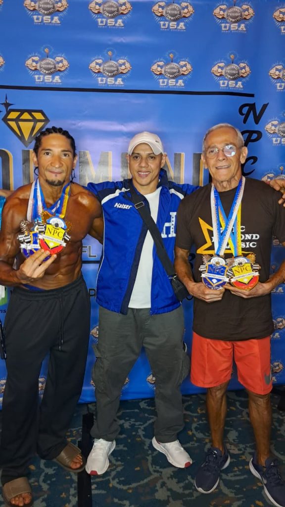 El doctor Manuel Guillén durante su participación en el Diamond Classic 2026.