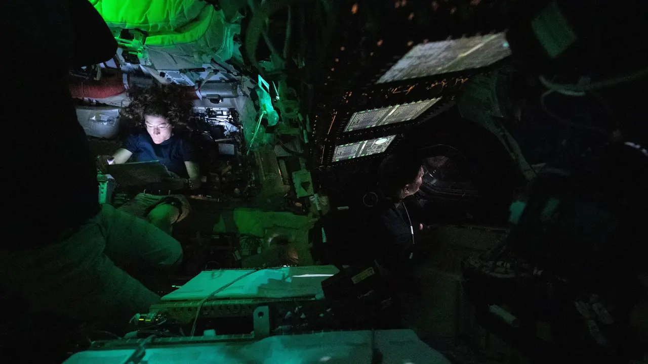 Imagen de la NASA que muestra a los astronautas de Artemis II.