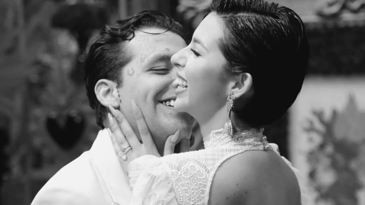 Christian Nodal y Ángela Aguilar en su boda en julio de 2024.