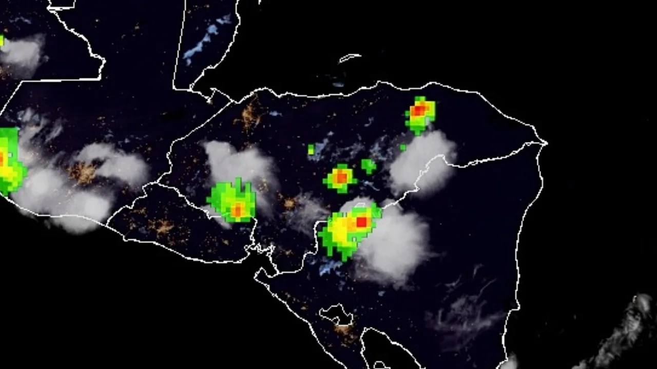 Foto satelital Cenaos de las lluvias en las zonas de honduras 