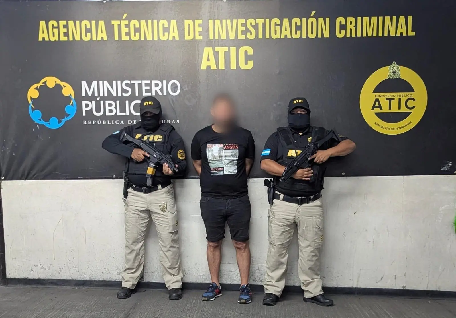 hombre detenido por atic