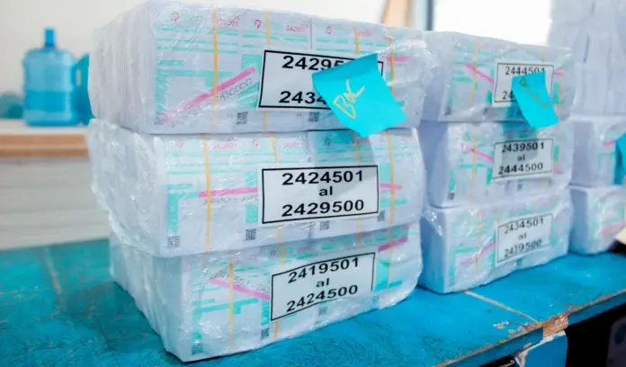 bulto de boletas de revisión vehicular