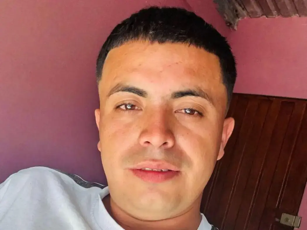 Testigos confirmaron la identidad del fallecido como Kevin Sánchez Corrales.