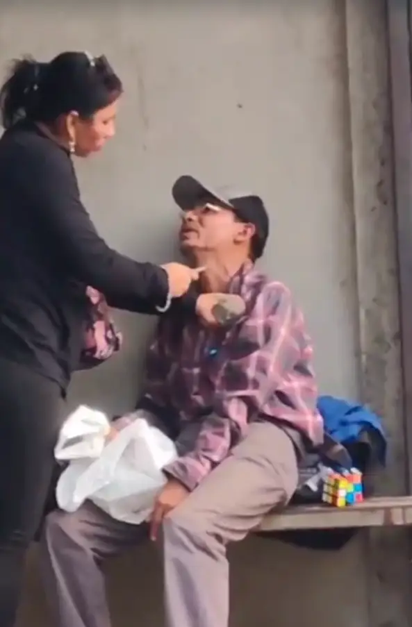 Mujer golpea a su pareja en SPS, Cortés