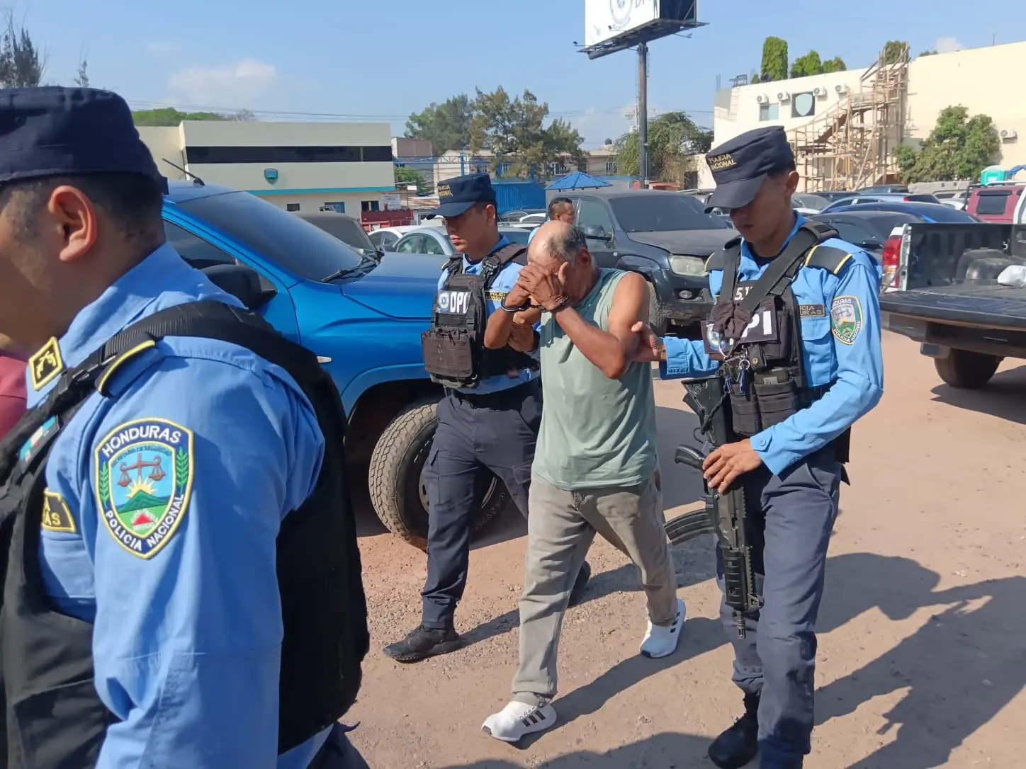 Suegro de la hondureña que era golpeada en Tegucigalpa