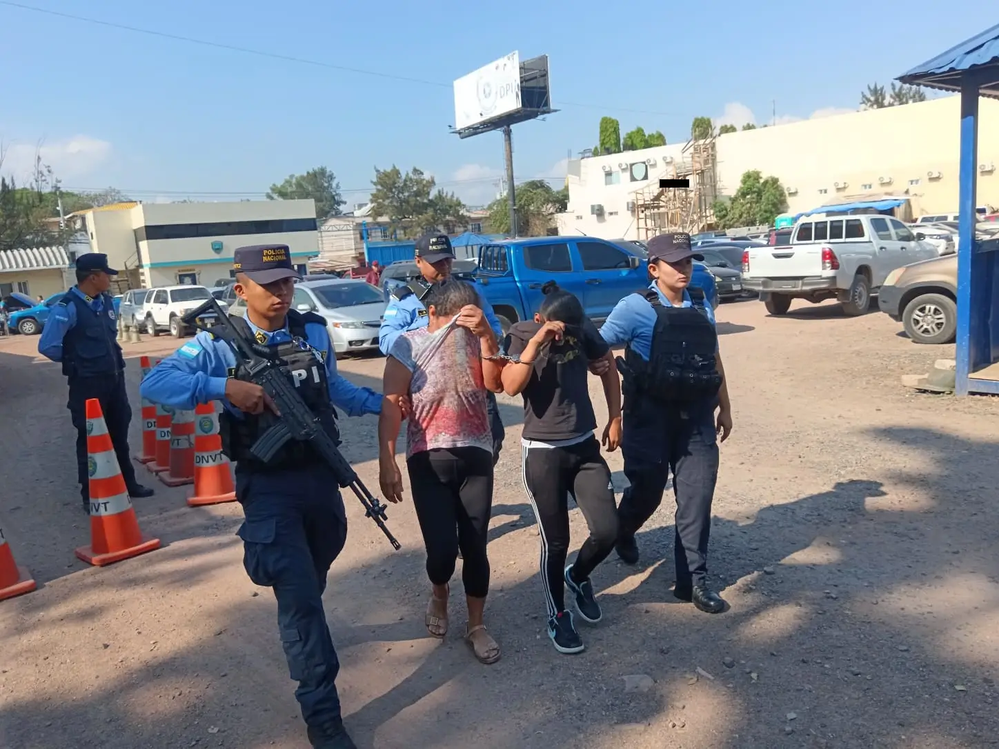 Exsuegra y excuñada de la hondureña que era golpeada en Tegucigalpa 