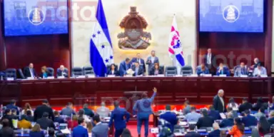 Imagen de Tras destituciones, analistas piden reglamentar el juicio político en Honduras