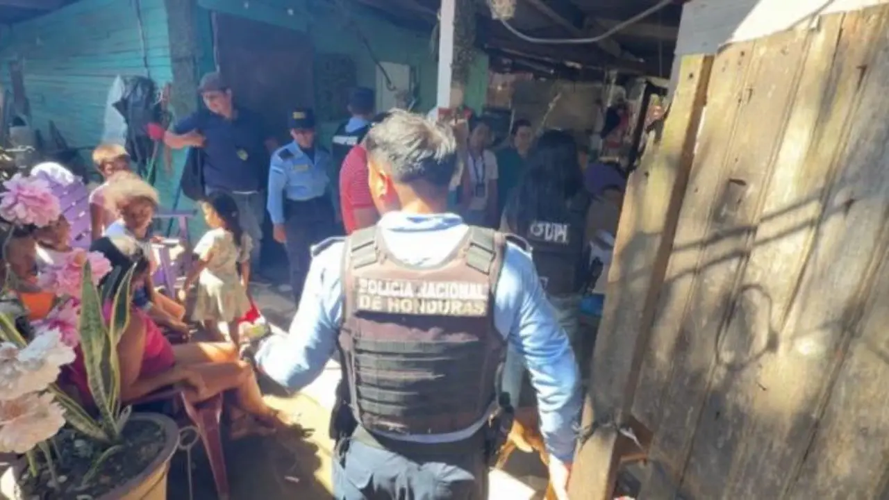 Bebé muere horas después de ser vacunada en Hospital de La Ceiba Imagen de Bebé muere horas después de ser vacunada en Hospital de La Ceiba