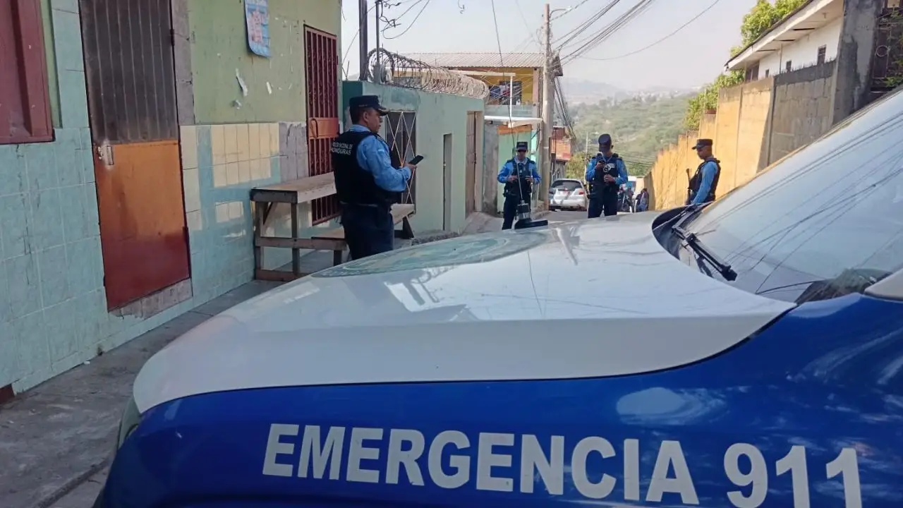 Imagen de Cambió el pañal de su hijo y salió a trabajar: minutos después lo mataron