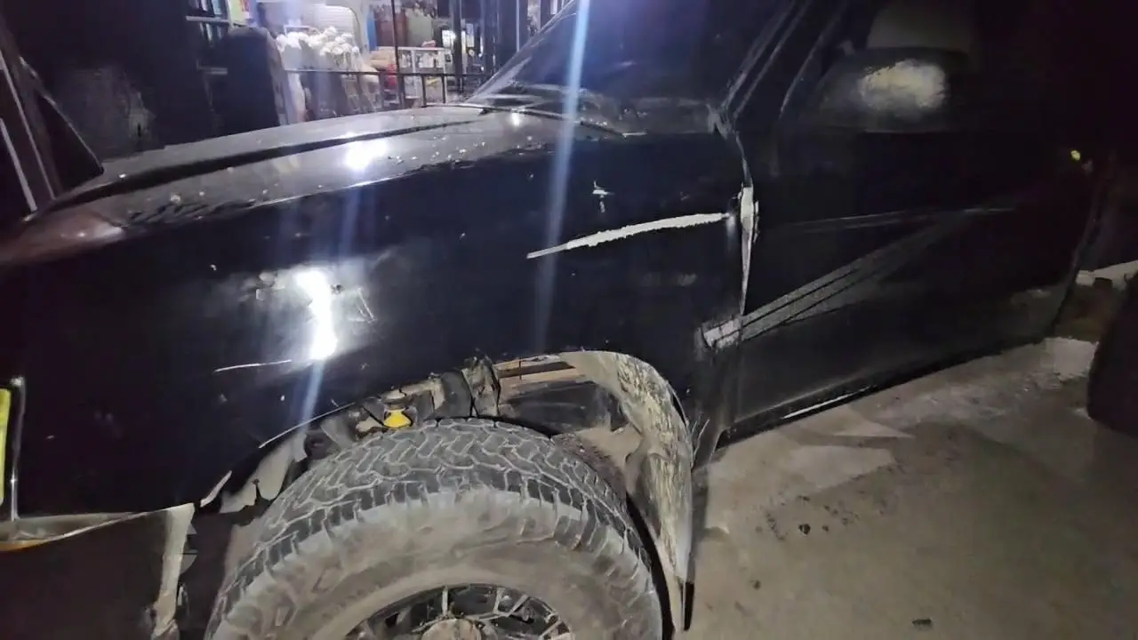 carro con el que motociclista impactó en Copán 