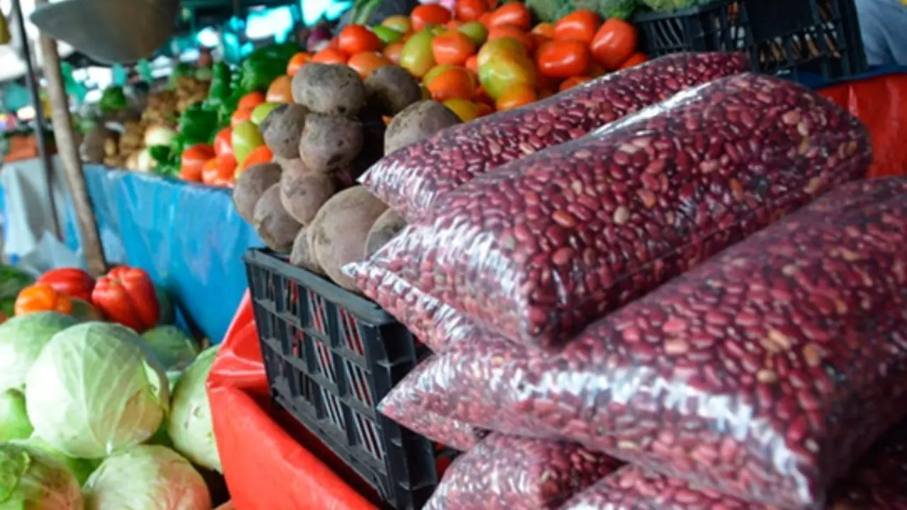 Imagen de Congelamiento de canasta básica sería el 'último recurso' ante aumentos