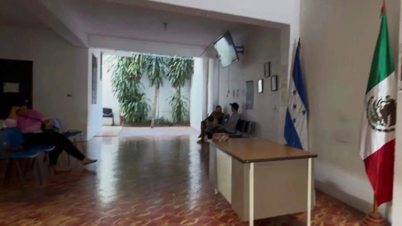 Honduras sin cónsul en frontera sur de México: migrantes pagan retrasos Imagen de Honduras sin cónsul en frontera sur de México: migrantes pagan retrasos