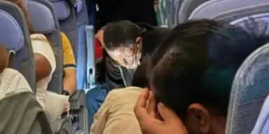 Imagen de Médicos hondureños salvan a paciente en vuelo a Madrid