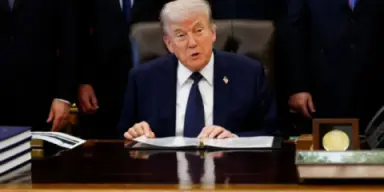 Imagen de Trump frena el viaje de sus enviados a Pakistán para negociar con Irán