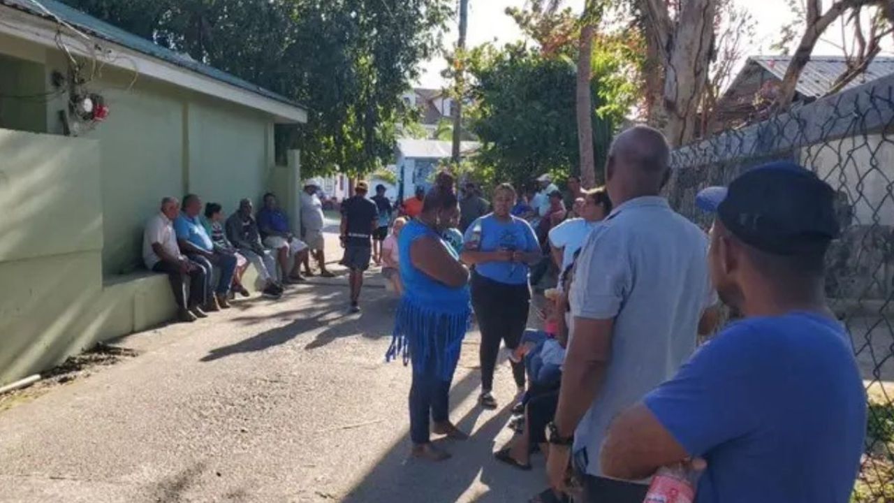 Imagen Principal de Nota: Tensión en Guanaja por amenazas previo a nuevo intento de repetir elecciones