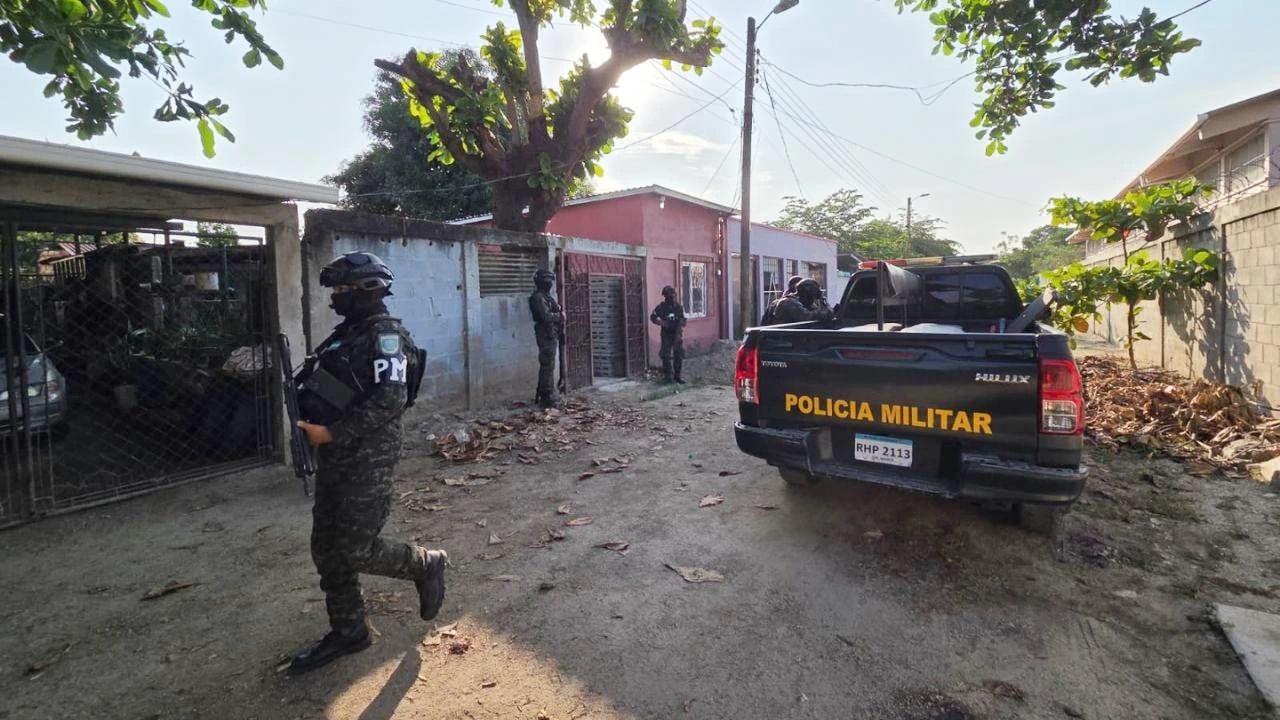 Imagen de Encerrados y armados: así cayó célula ligada a la MS en San Pedro Sula