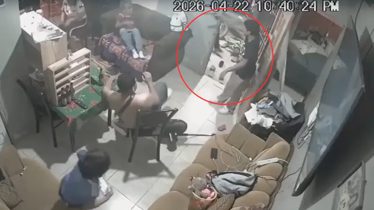 Imagen de VIDEO: Hombres se meten a una casa y asaltan a una familia en San Pedro Sula