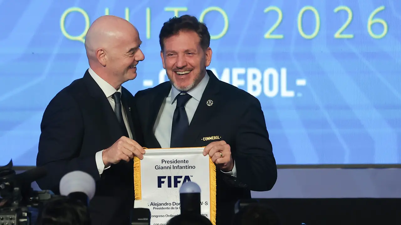 Imagen de Conmebol pide a Infantino que acepte una nueva candidatura para presidir la FIFA