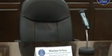 Imagen de Marlon Ochoa no se presenta a juicio político en su contra; comisión le da tiempo