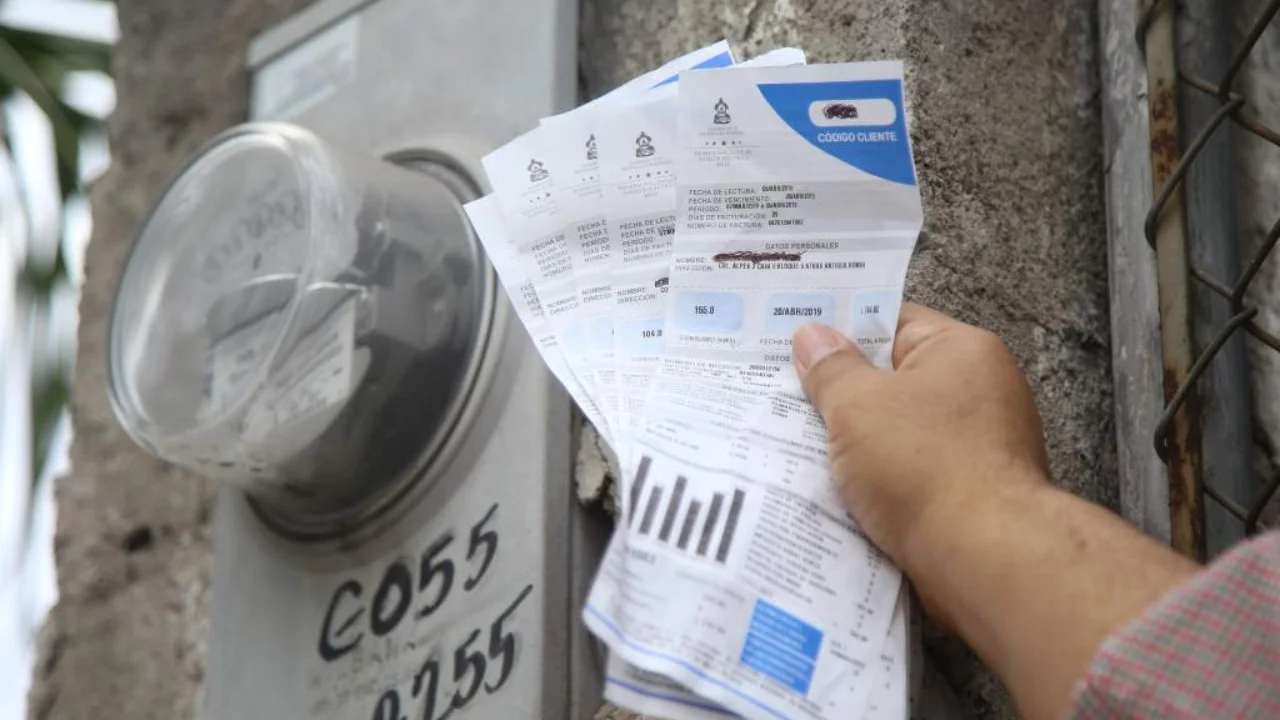 Imagen de Unas 450 mil familias quedarían fuera del subsidio a la energía eléctrica