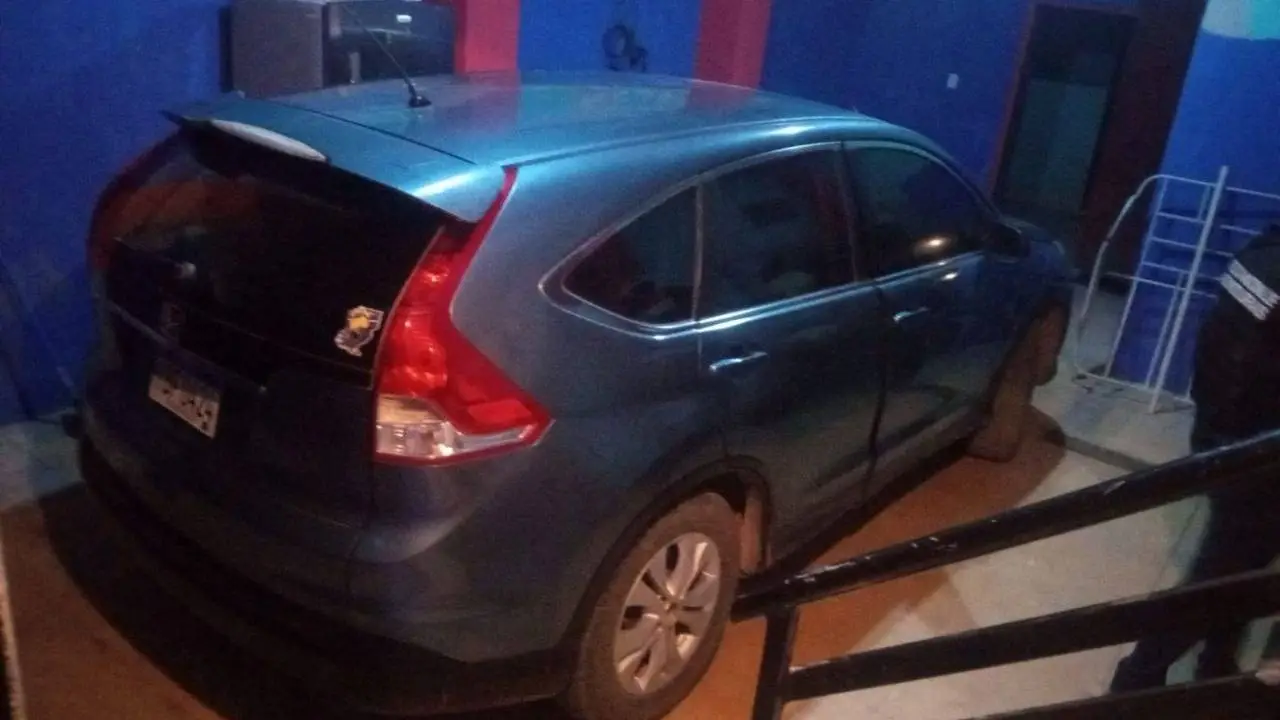 Vehículo utilizado en secuestro de menor.