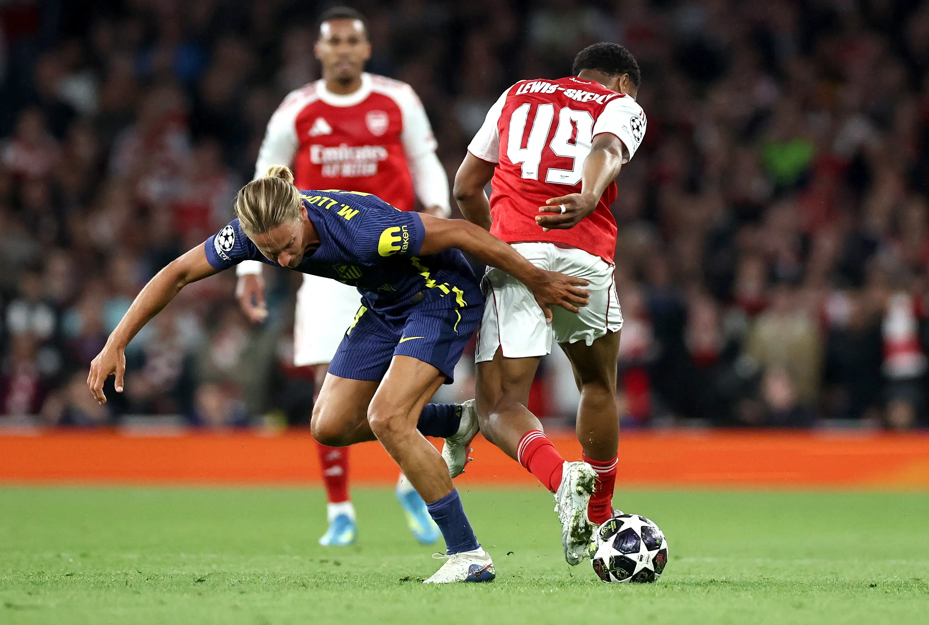 El jugador del Arsenal Myles Lewis-Skelly 