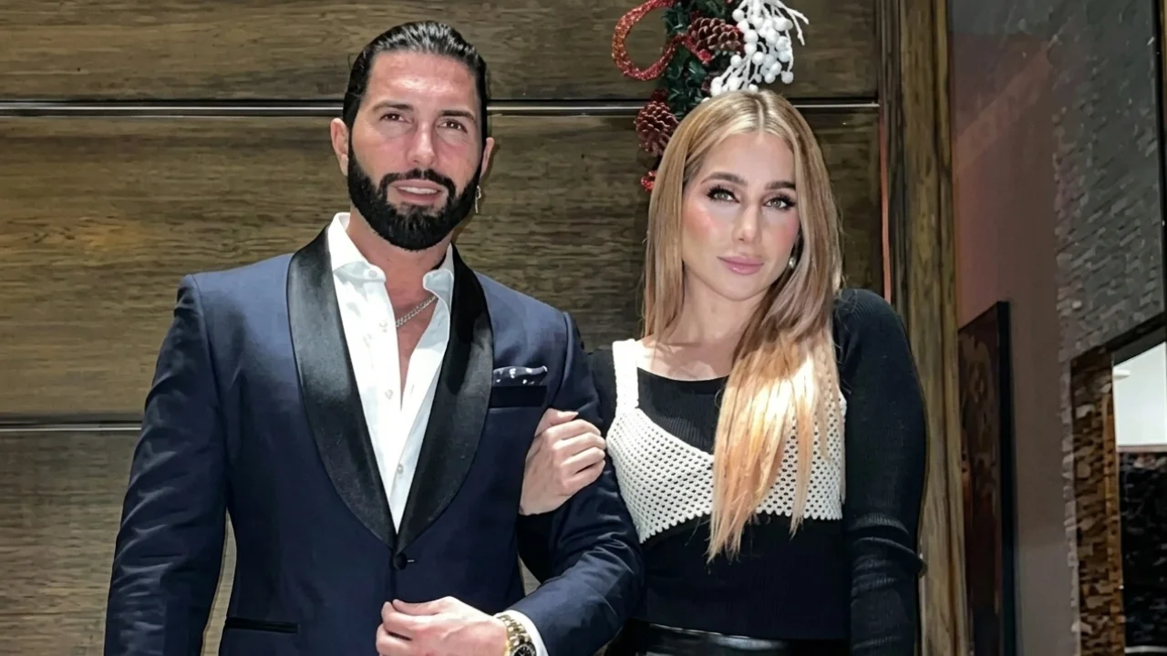 Poncho de Nigris y su madre, Leticia Guajardo.