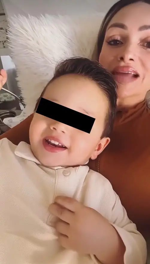 Foto de Roxana y su hijo Vicente, quien murió olvidado dentro de carro 