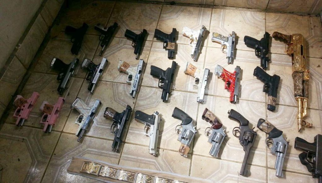armas