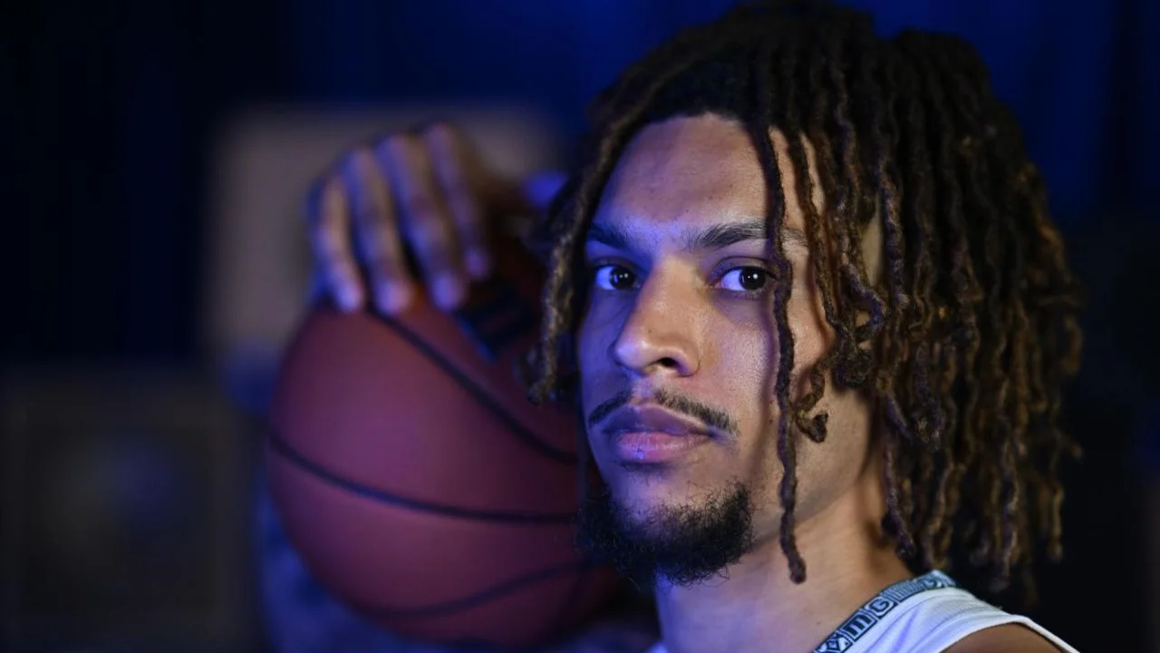 Brandon Clarke tenía esposa