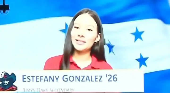 hondureña que fue deportada es aceptada en 15 universidades de Estados Unidos