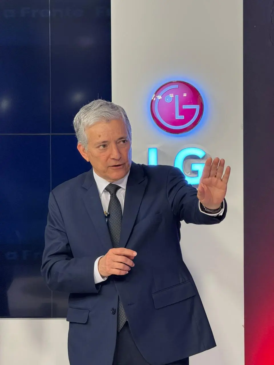 Héctor Corrales