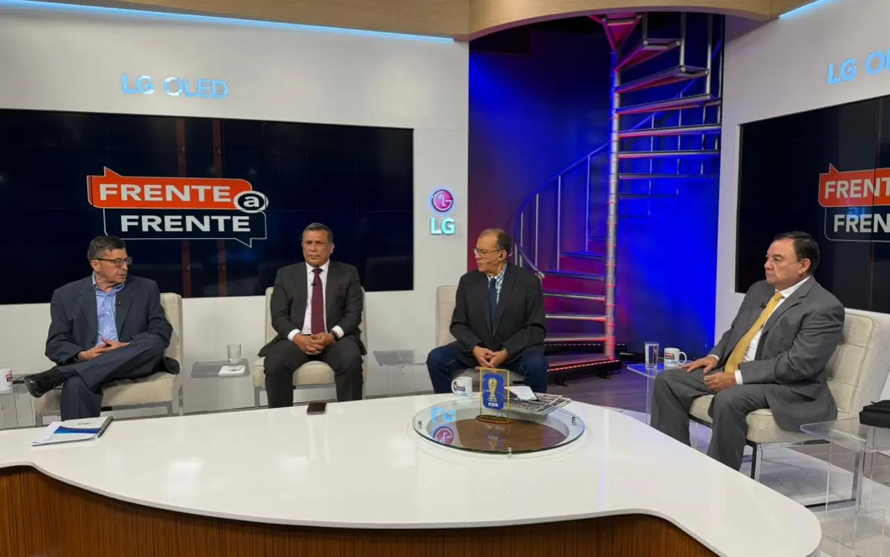 INVITADOS DE FRENTE A FRENTE
