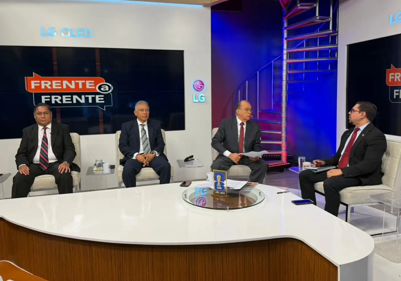 INVITADOS DE FRENTE A FRENTE