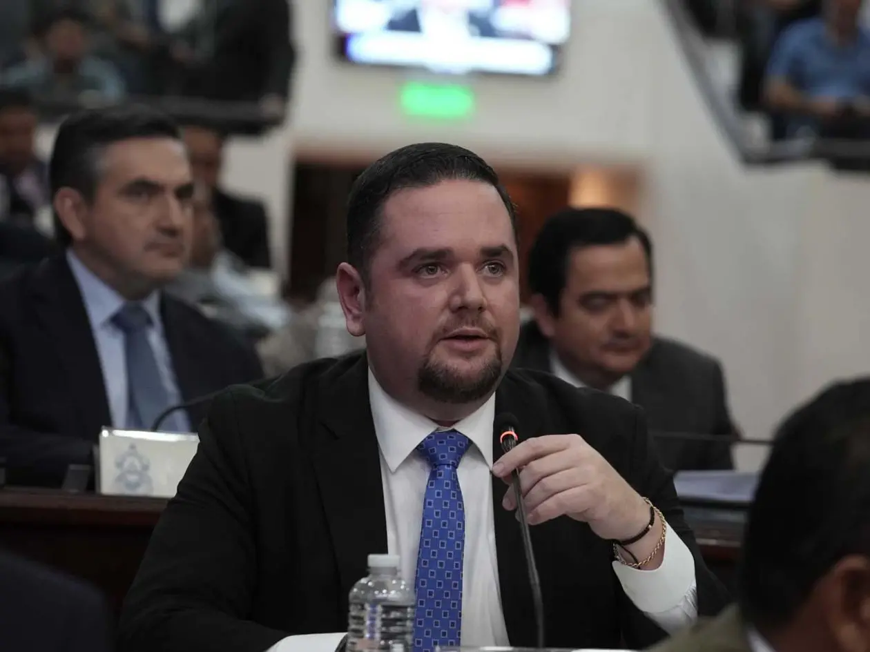 El diputado Marcos Paz.