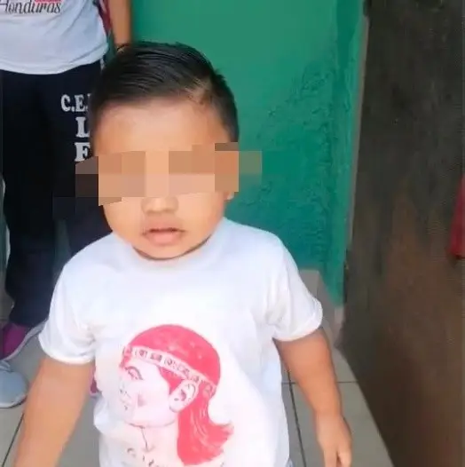 Foto de un niño, víctima del accidente donde madre e hijo mueren atropellados en Choloma 
