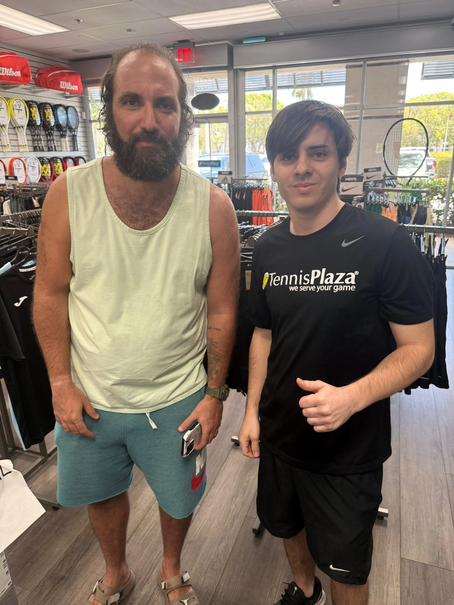 Gonzalo Higuaín junto a un fans
