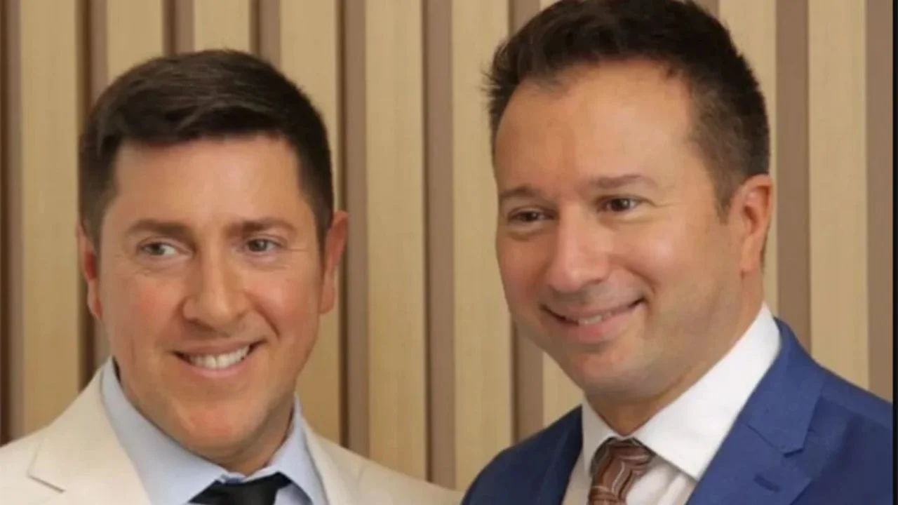 Luis Bremer y su esposo Juan de la Cruz
