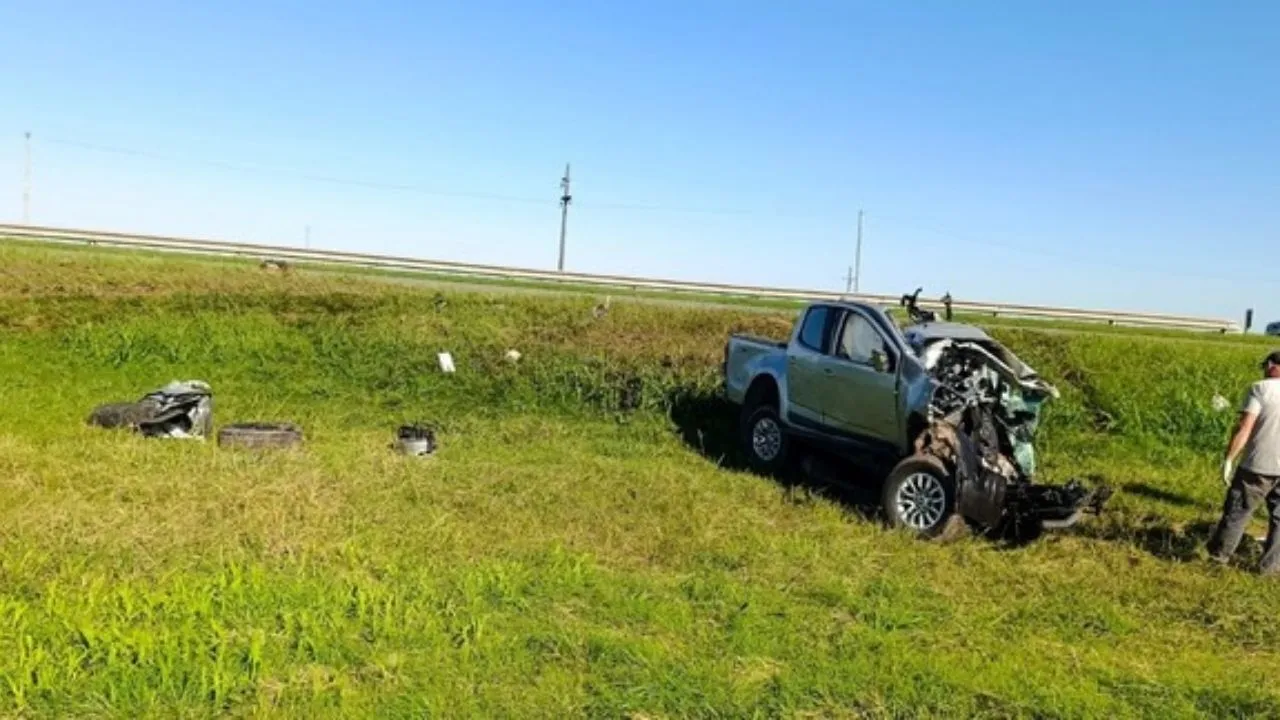'¿Por qué no vienen a ayudarme?': niño perdió a su familia en accidente Imagen de '¿Por qué no vienen a ayudarme?': niño perdió a su familia en accidente