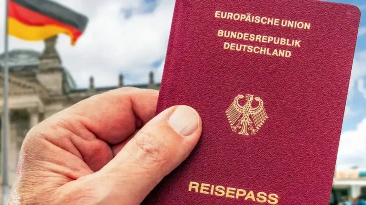 Alemania revela lista de apellidos que podrían facilitar la ciudadanía Imagen de Alemania revela lista de apellidos que podrían facilitar la ciudadanía
