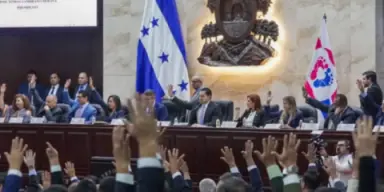 Imagen de CN propone cadena perpetua para asesinos de policías, jueces y militares