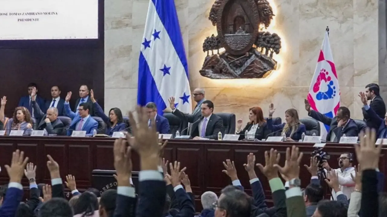 CN propone cadena perpetua para asesinos de policías, jueces y militares Imagen de CN propone cadena perpetua para asesinos de policías, jueces y militares