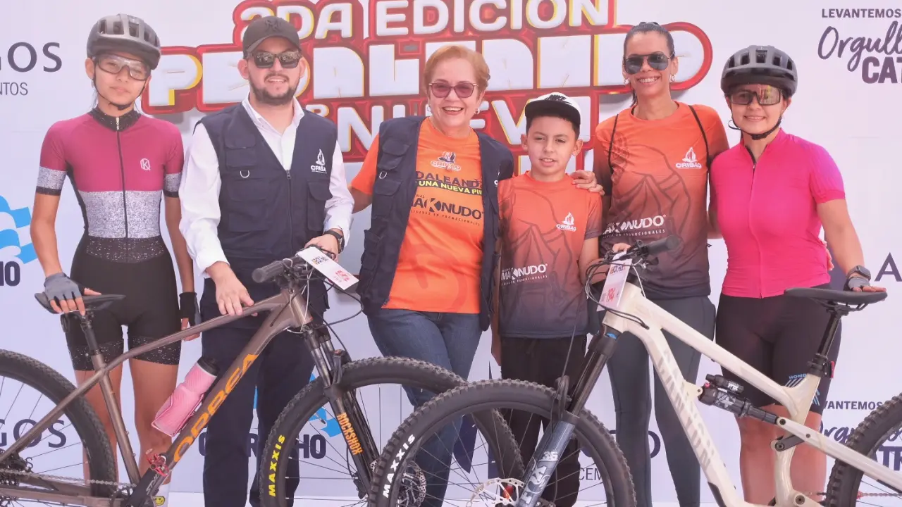Imagen de Grupo Premier realizó evento solidario “Pedaleando por una Nueva Piel” a beneficio de CRISAQ